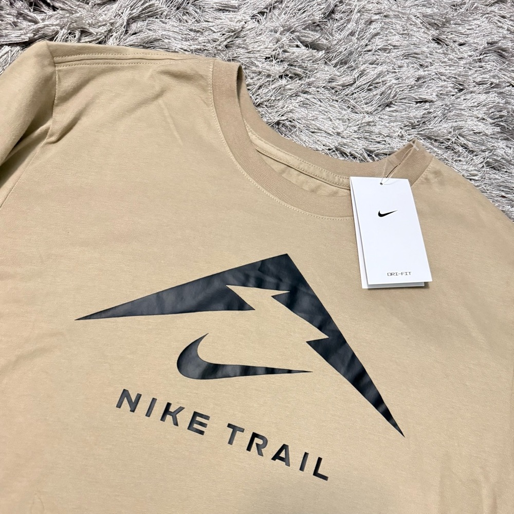 NIKE Dri-FIT TRAIL "Trail Logo Tee" MEN’S T-SHIRT SZ LARGE (FQ3914-247) - Picture 3 of 4
